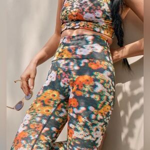 Offline by Artie 3D floral leggings and bra